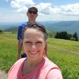 Meet your Posher, Rodneyand leisa